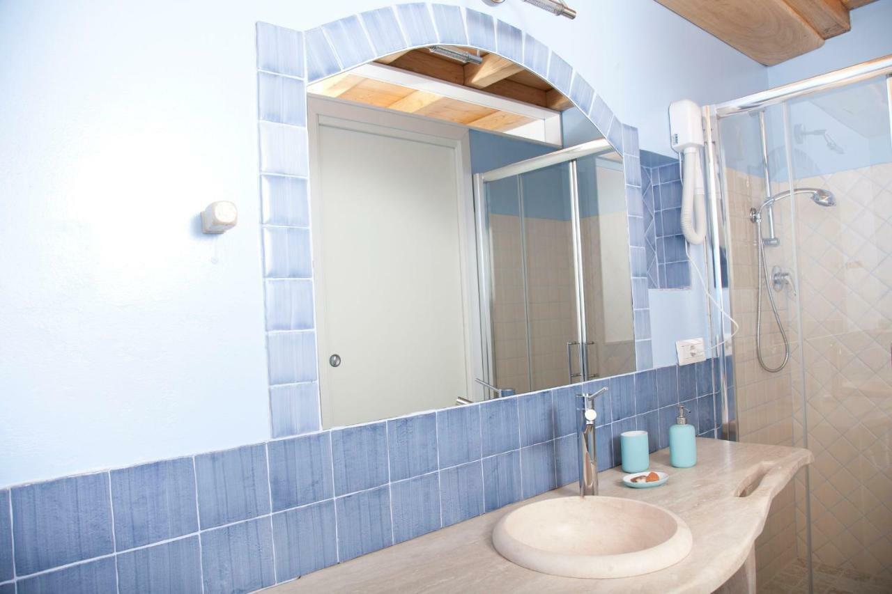 Via Dei Mari Guest House Ористано Екстер'єр фото